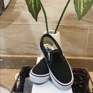 Kids slip on vans